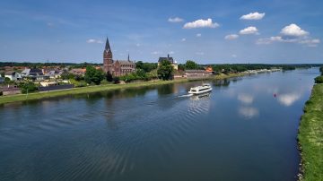 Kessel Limburg Romantisch maasdorp